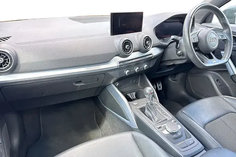 Used Audi Q2 S-Line 150 HP (110 kW) 2017 Grey SUV