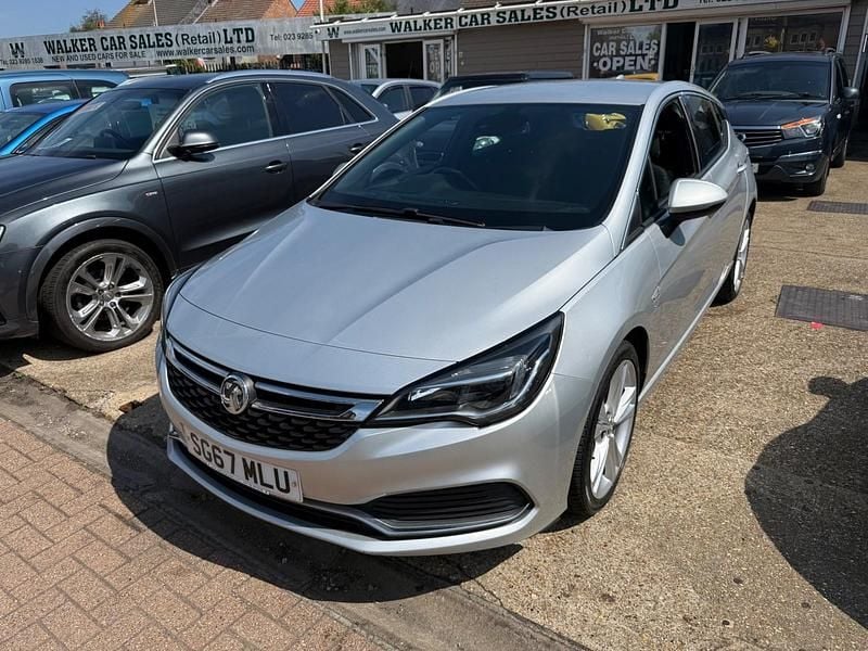 Silver Used 2017 Vauxhall Astra SRi Hatchback | £7,495 (A bit pricey) - Image 1/4