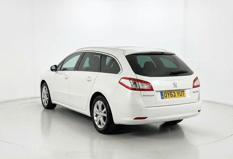 Used Peugeot 508 Active 115 HP (84 kW) 2013 White Estate