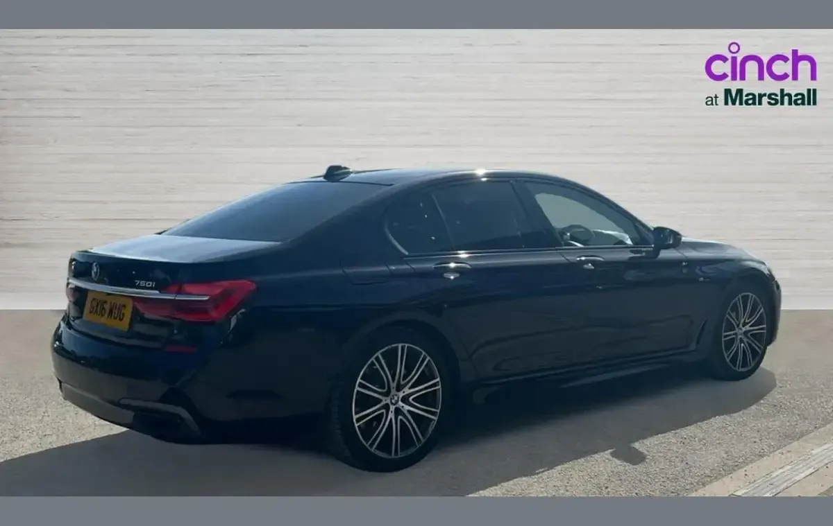 Used BMW 750 M Sport 444 HP (326 kW) 2016 Black Sedan