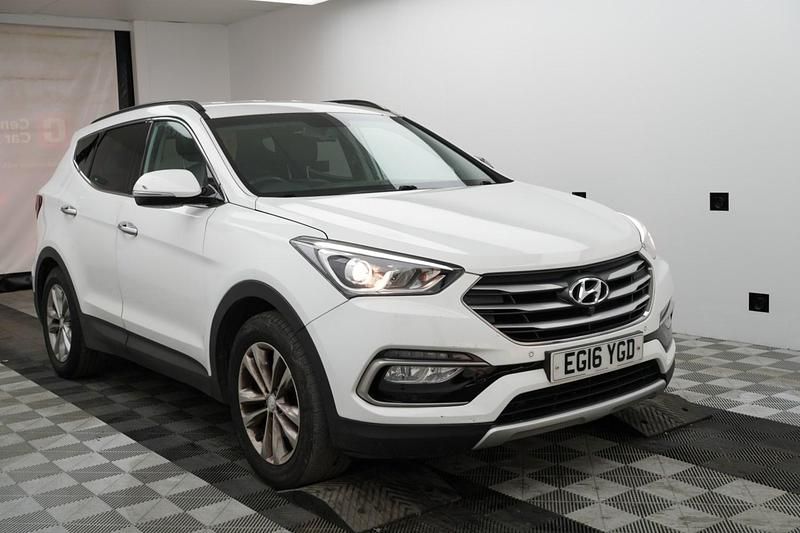 Used Hyundai Santa Fe Premium 2016 White SUV