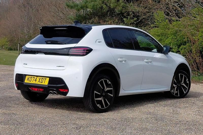 Used Peugeot 208 GTi 135 HP (99 kW) 2025 White Hatchback