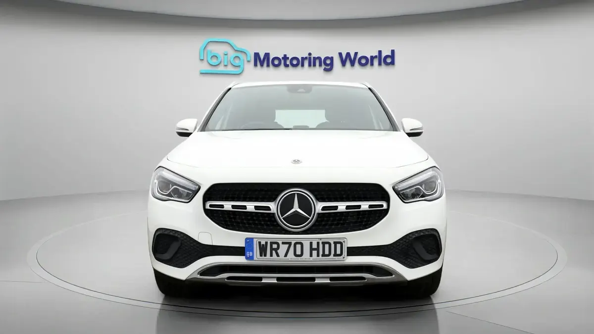 Used Mercedes GLA200 Premium Plus 163 HP (119 kW) 2020 White SUV