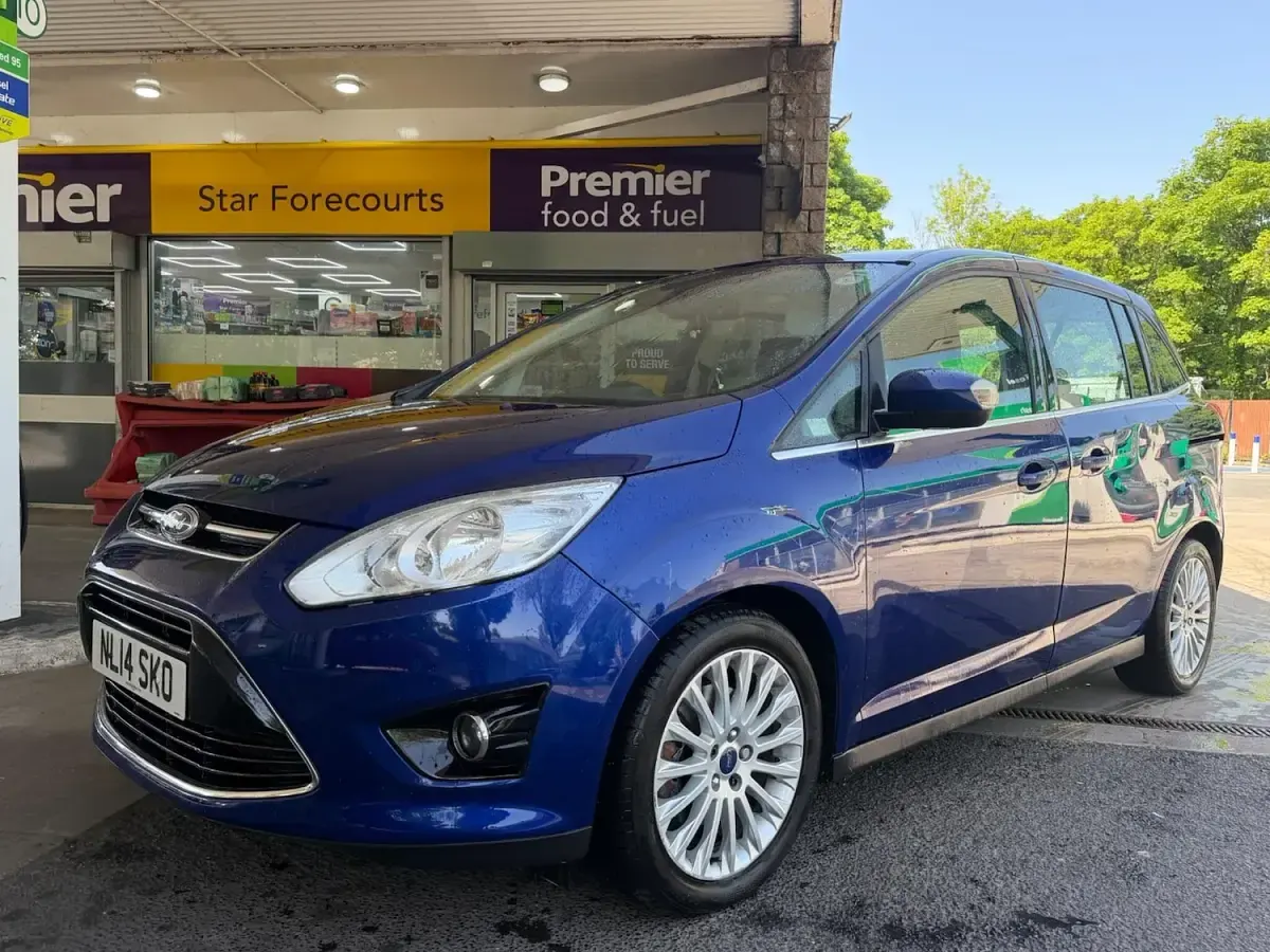 Used Ford Grand C-Max Titanium 115 HP (84 kW) 2014 Blue MPV