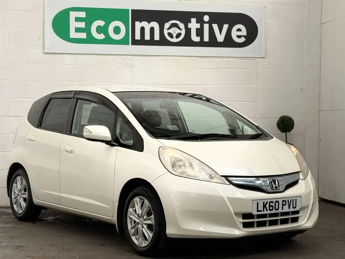 Used Honda Jazz Hybrid 2022 White Hatchback