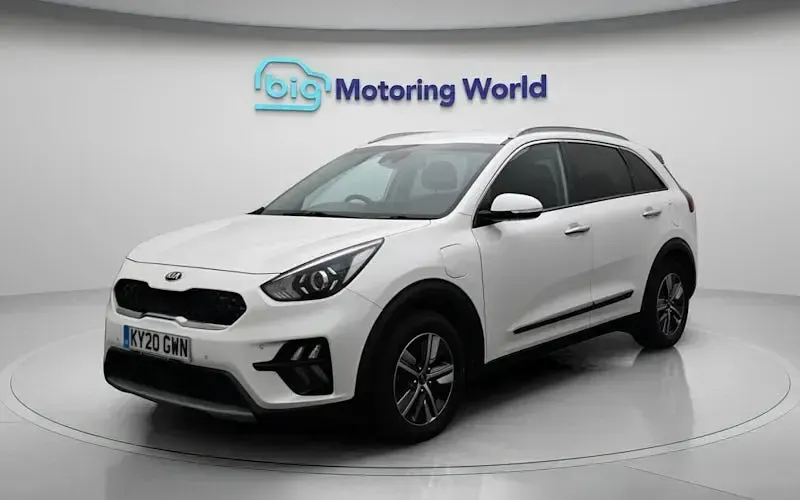 Used Kia Niro 141 HP (103 kW) 2020 White SUV