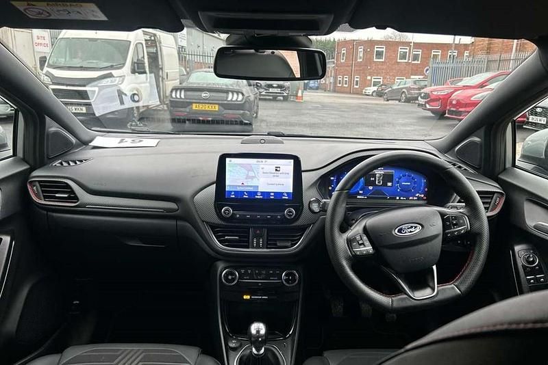 Used Ford Puma ST-Line X 123 HP (90 kW) 2023 Silver SUV