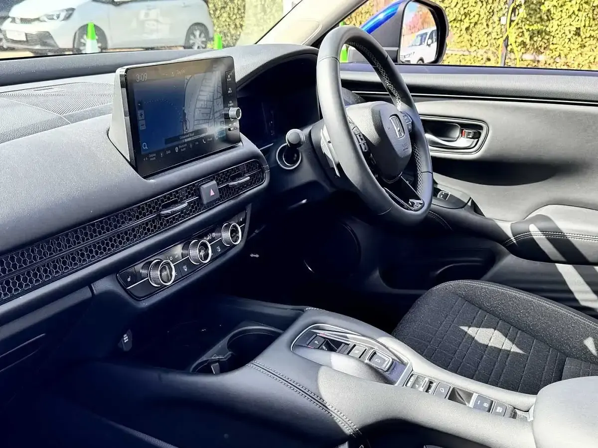 Used Honda ZR-V Elegance 184 HP (135 kW) 2025 Blue SUV