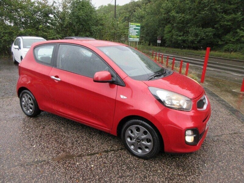 Red Used 2013 Kia Picanto City Hatchback | £3,695 (A bit pricey) - Image 1/4