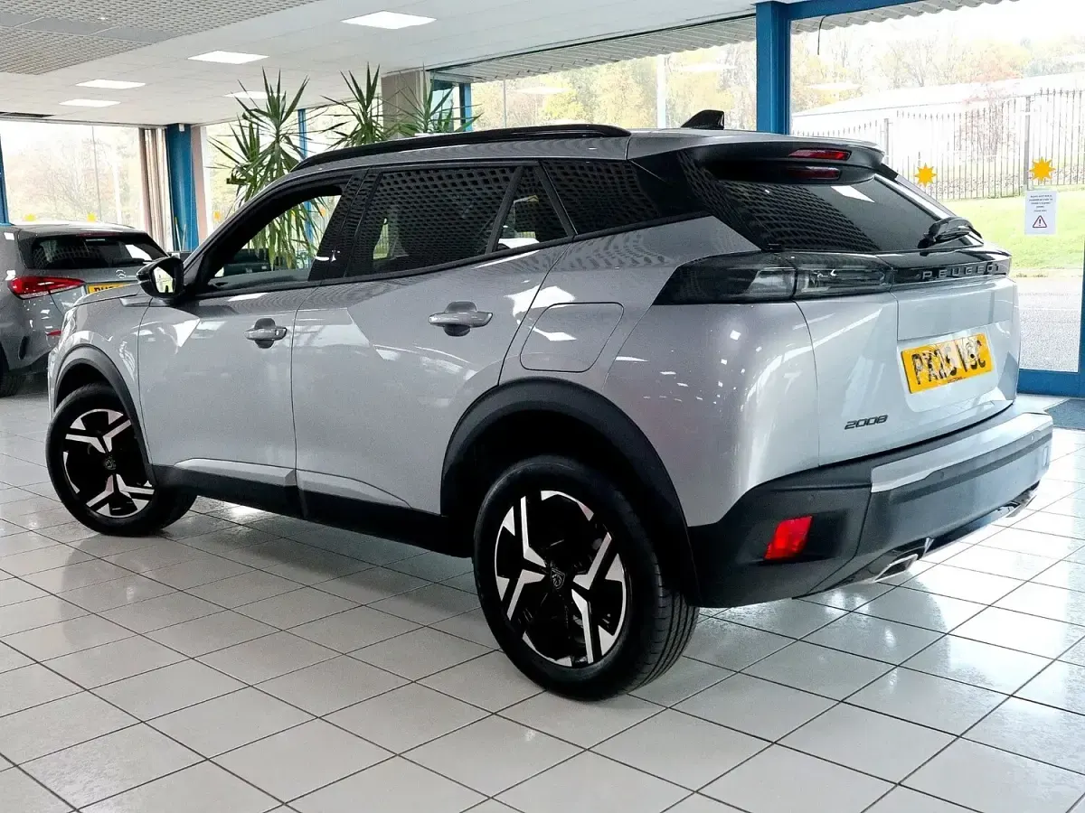 Used Peugeot 2008 Allure 100 HP (73 kW) 2025 Grey SUV