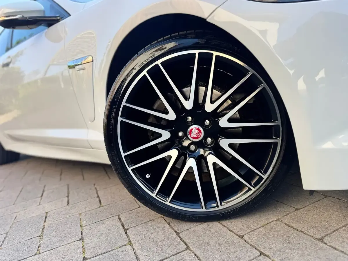 Used Jaguar XF R-Sport 2015 White Estate