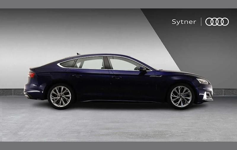 Used Audi A5 Sportback Sport 147 HP (108 kW) 2023 Blue Hatchback