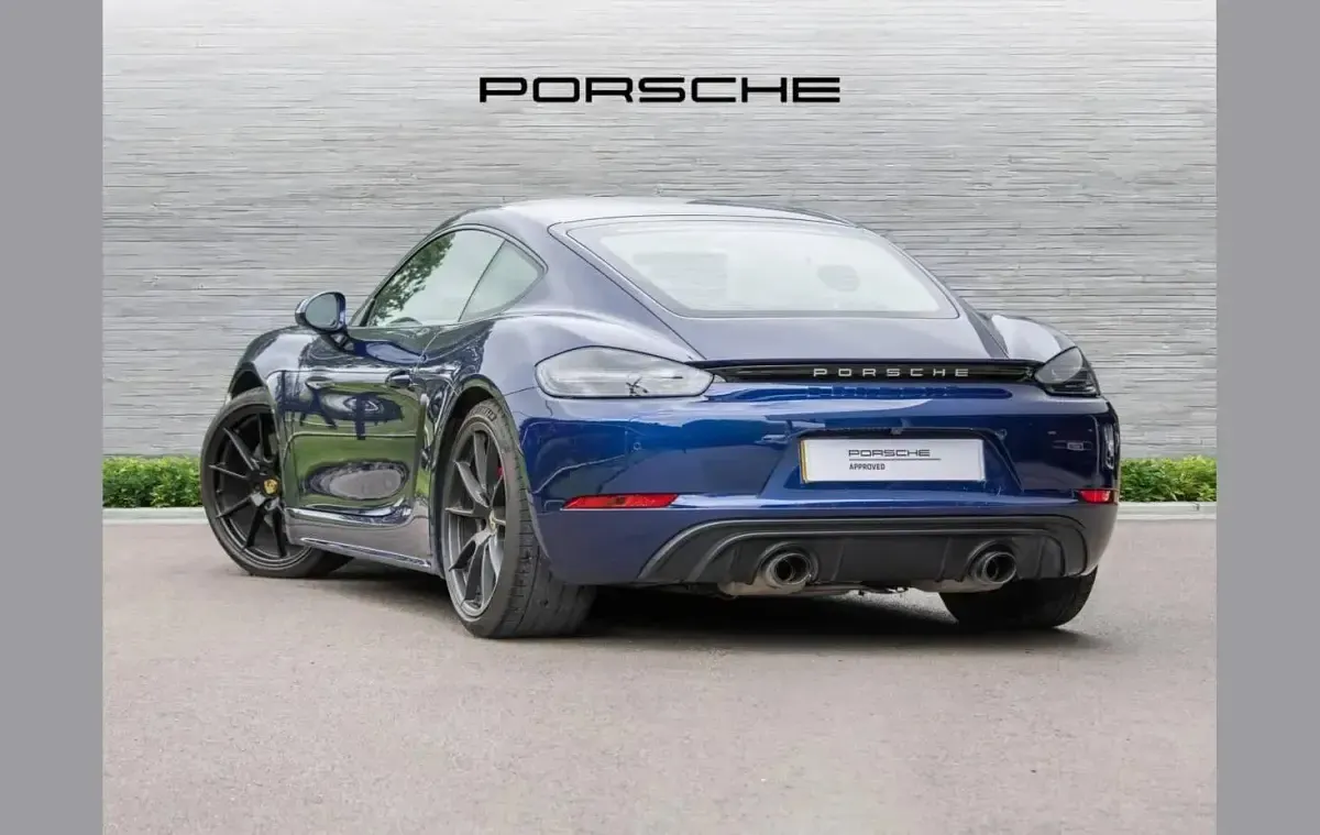 Used Porsche Cayman 394 HP (289 kW) 2023 Blue Coupe