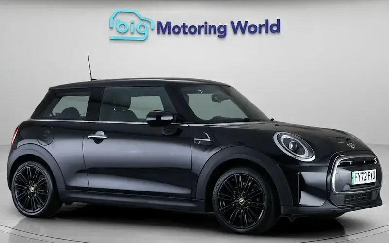 Used Mini Cooper Level 2 135 kW (184 HP) 2022 Hatchback