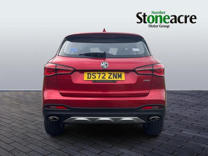 Used MG HS Excite 162 HP (119 kW) 2023 Red SUV