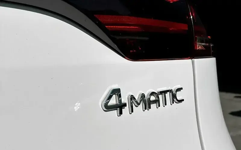 Used Mercedes EQC400 AMG line 300 kW (408 HP) 2020 White SUV