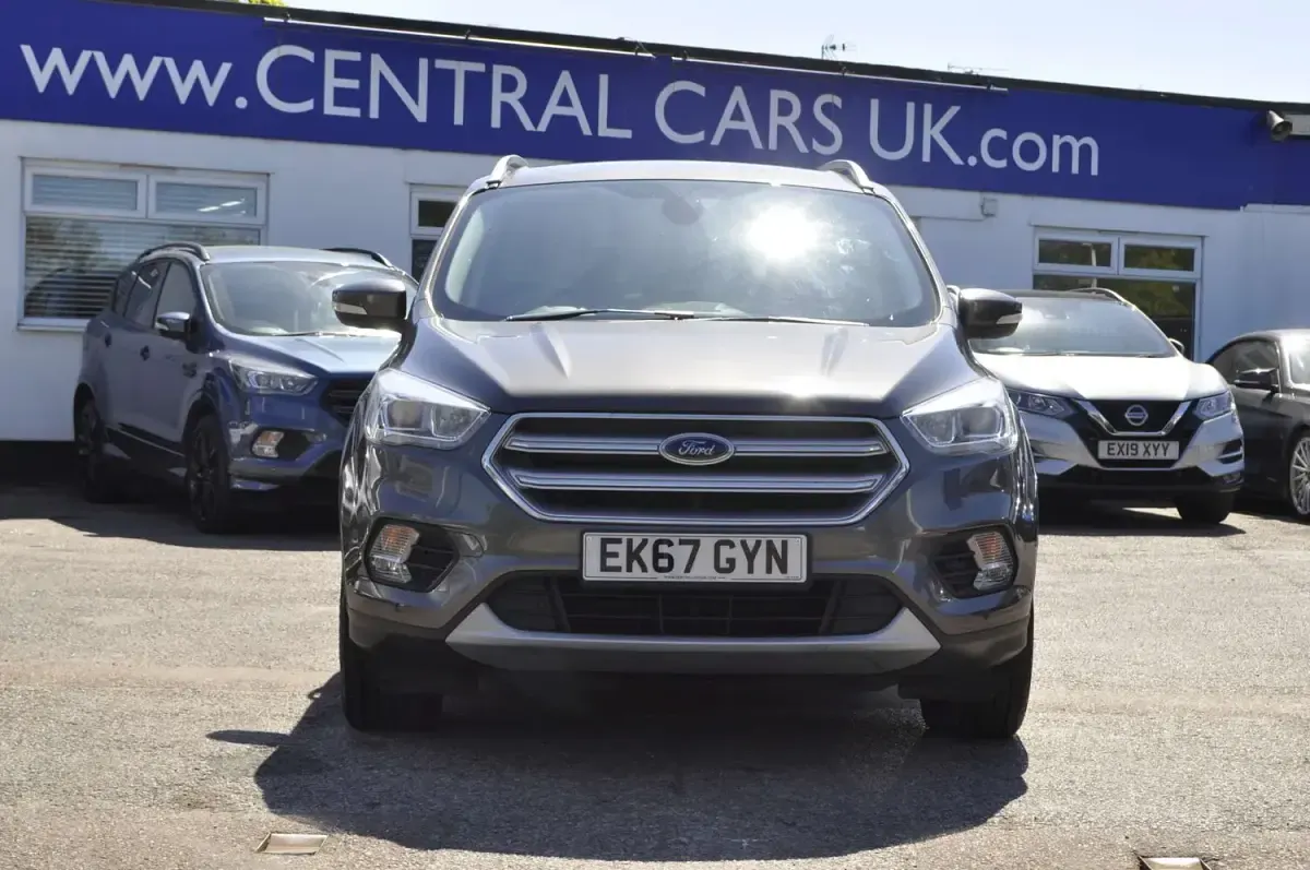 Used Ford Kuga Titanium 150 HP (110 kW) 2017 Grey SUV