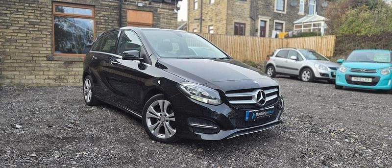 Black Used 2016 Mercedes B180 MPV | £4,990 (Fair price) - Image 1/4