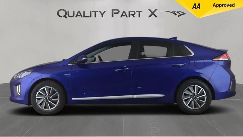 Used Hyundai Ioniq Premium SE 100 kW (136 HP) 2020 Blue Hatchback