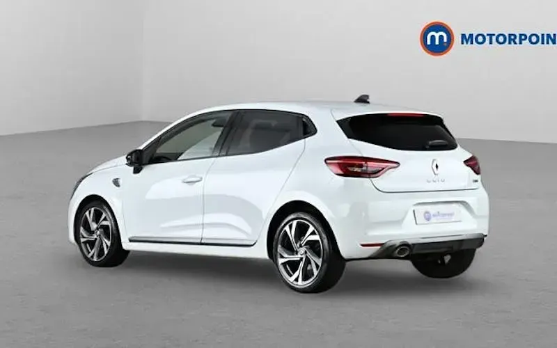 Used Renault Clio RS Line 90 HP (66 kW) 2023 White Hatchback