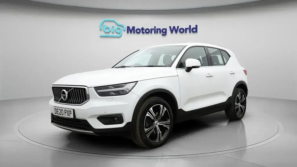 Used Volvo XC40 Inscription 190 HP (139 kW) 2020 White SUV