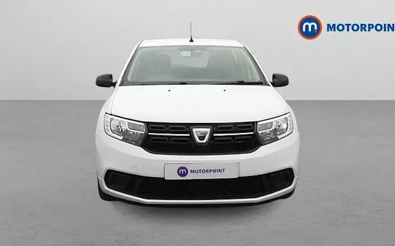 Used Dacia Sandero Essentiel 73 HP (53 kW) 2019 White Hatchback