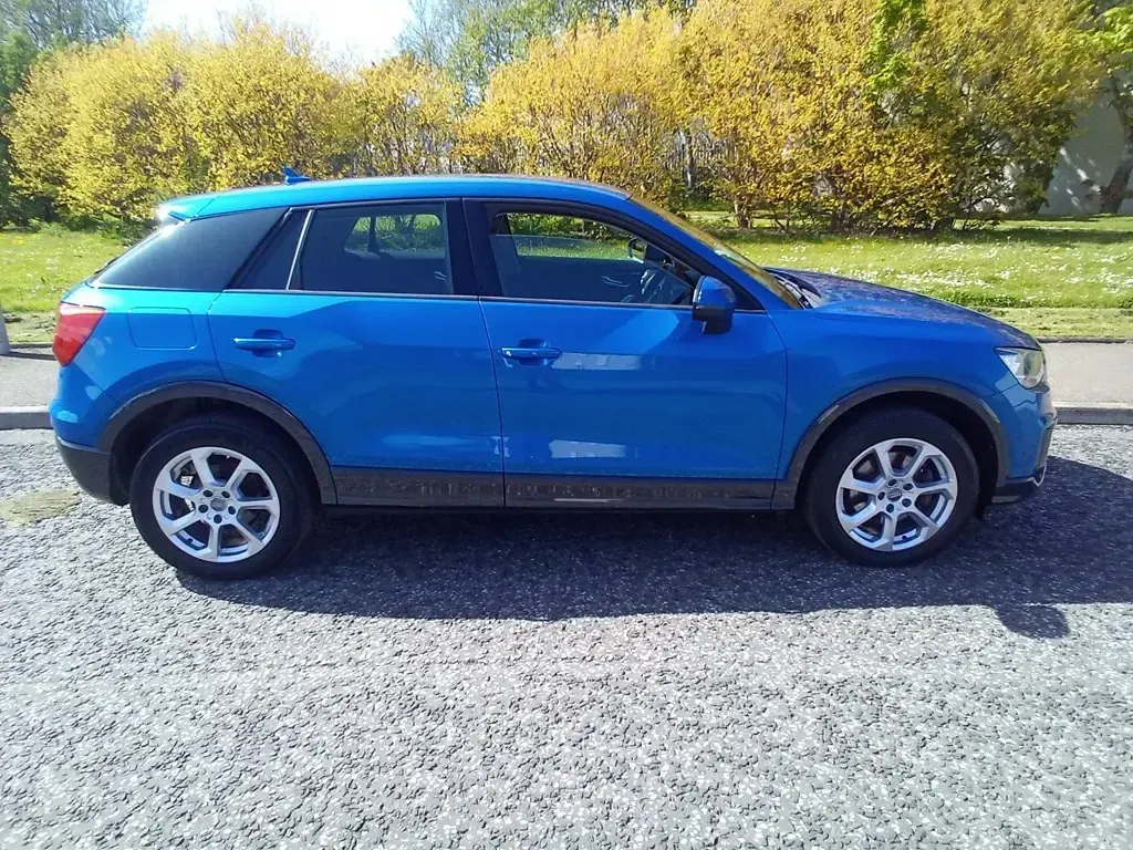 Used Audi Q2 Sport 150 HP (110 kW) 2018 Blue SUV