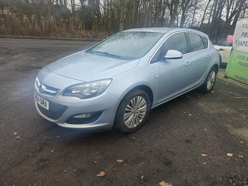 Used Vauxhall Astra Excite 2014 Silver Hatchback