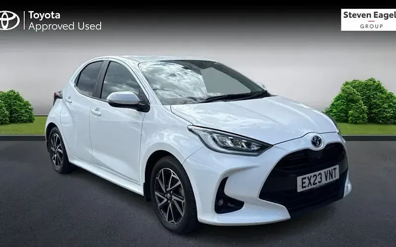 Used Toyota Yaris Design 116 HP (85 kW) 2023 Hatchback