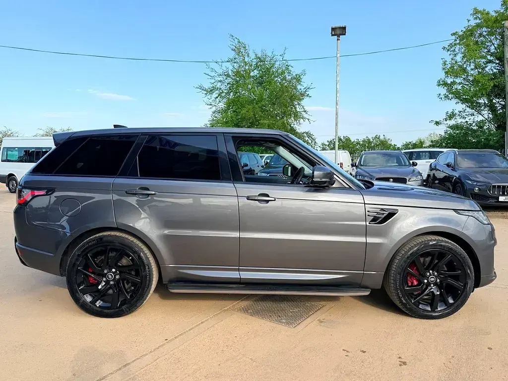 Second-hand Land Rover Range Rover Sport HSE Dynamic 404 CP (297 kW) 2019 Gri SUV