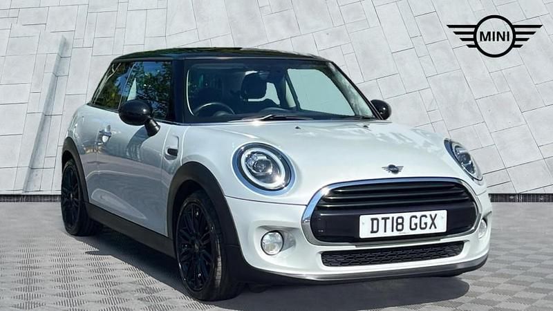 Silver Used 2018 Mini Cooper Hatch Hatchback | £12,499 (A bit pricey) - Image 1/4