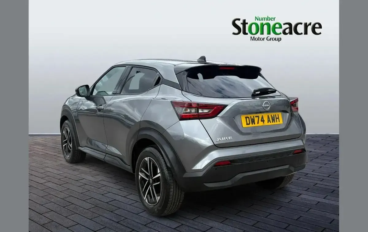 Used Nissan Juke N-Connecta 114 HP (83 kW) 2025 Grey SUV