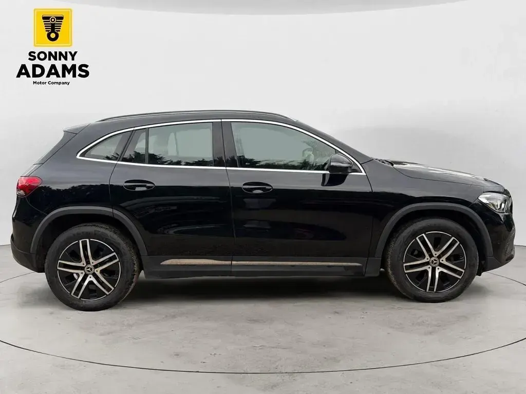 Used Mercedes GLA180 Executive 2022 Black SUV