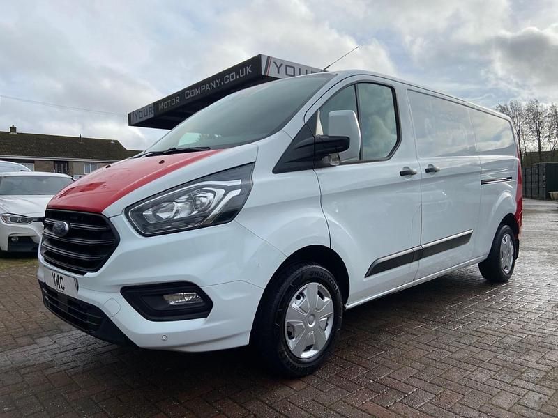 Used Ford Transit Custom Trend 105 HP (77 kW) 2021 White Van