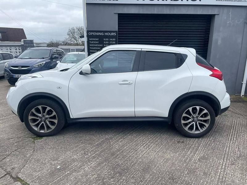 Used Nissan Juke Tekna 2014 White SUV