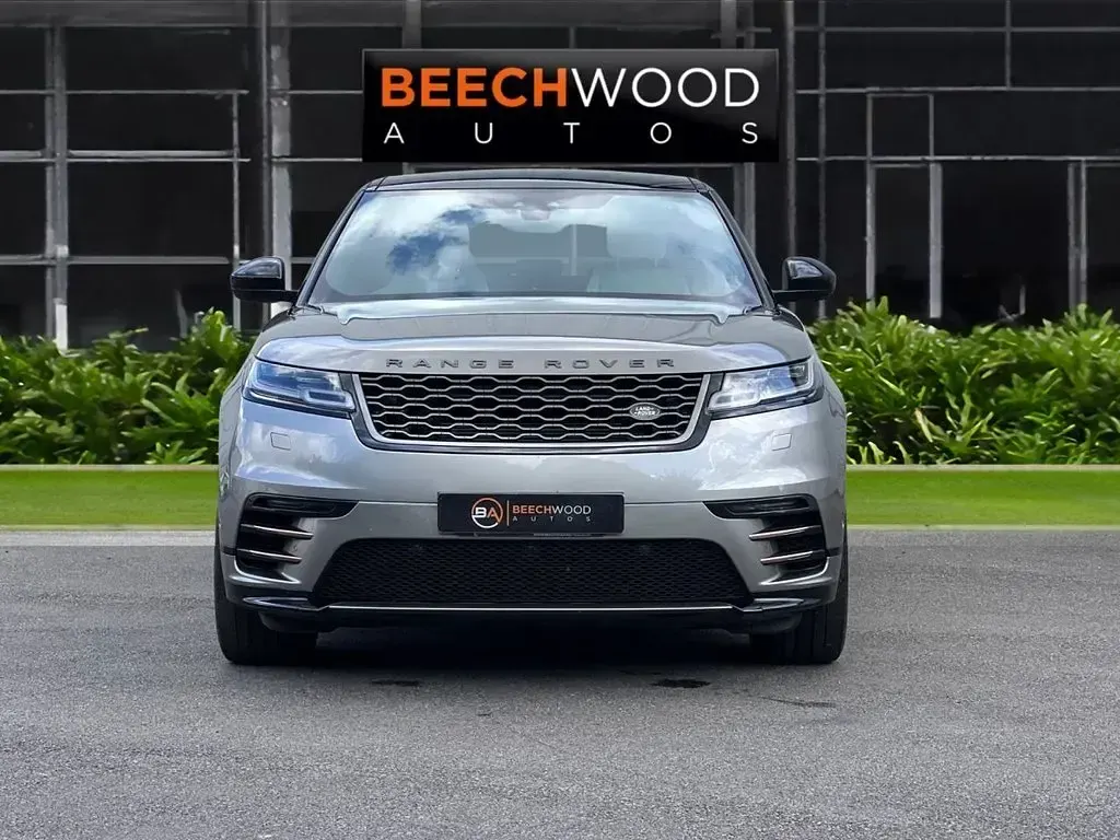 Used Land Rover Range Rover Velar SE Dynamic 300 HP (220 kW) 2018 Silver SUV