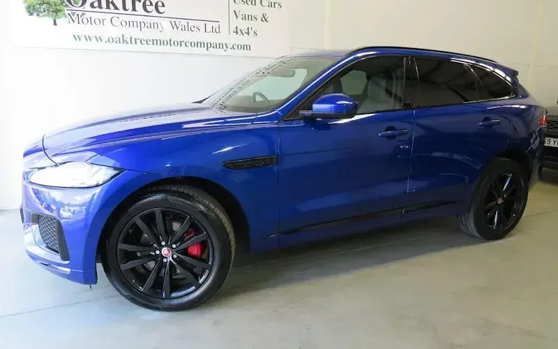 Used Jaguar F-Pace S 300 HP (220 kW) 2019 Blue SUV