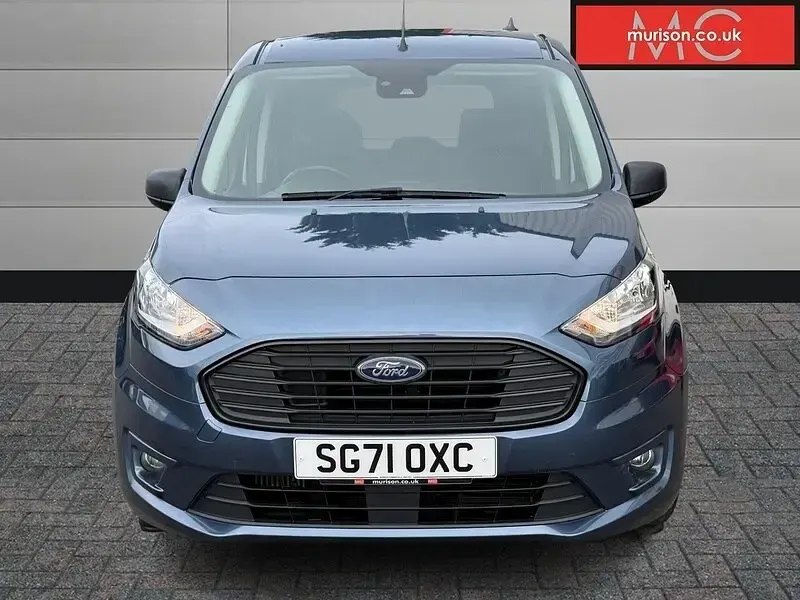 Used Ford Tourneo Zetec 100 HP (73 kW) 2021 Blue MPV
