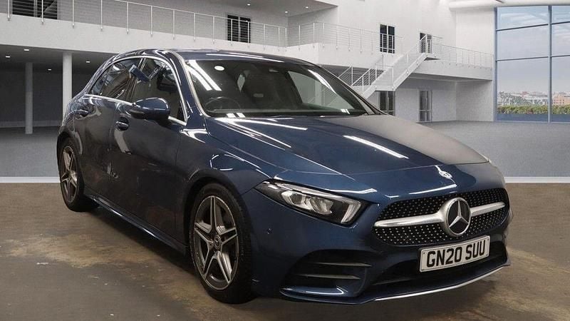 Used Mercedes A180 Executive 136 HP (100 kW) 2020 Blue Hatchback