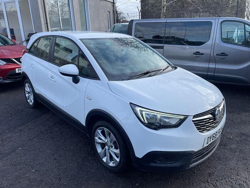 Used Vauxhall Crossland X 2018 White SUV