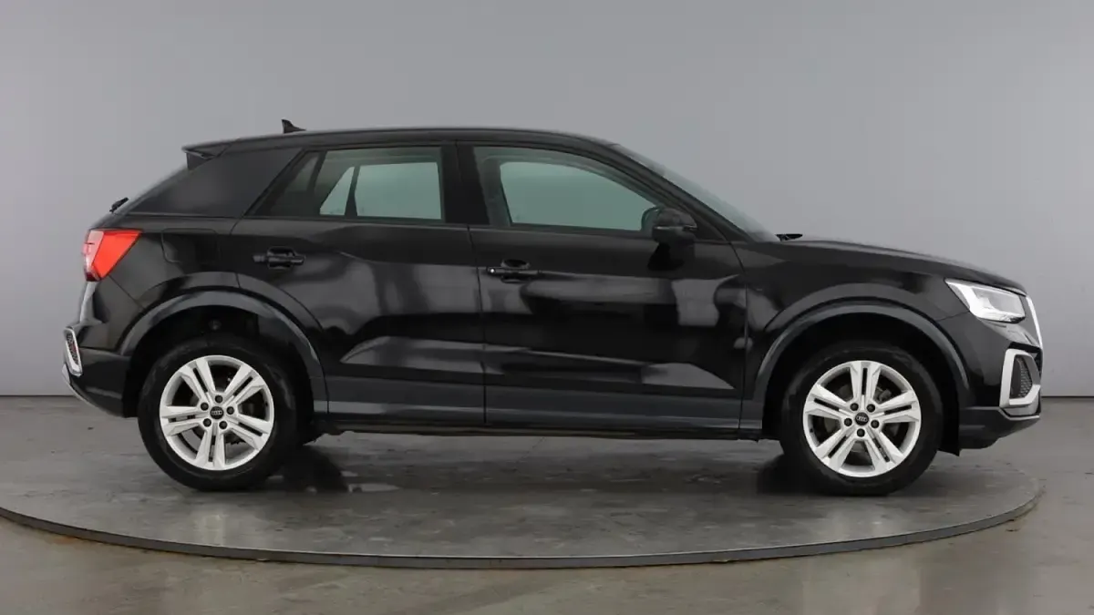 Usado Audi Q2 Sport 150 CV (110 kW) 2024 Negro SUV