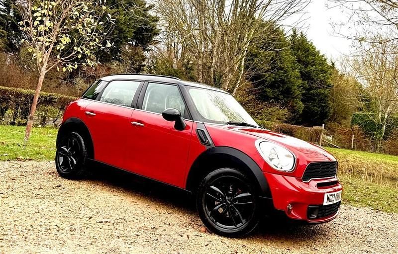 Used Mini Cooper S 2013 Red Hatchback