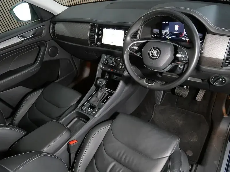 Second-hand Skoda Kodiaq SE L Executive 150 CP (110 kW) 2023 Albastru SUV