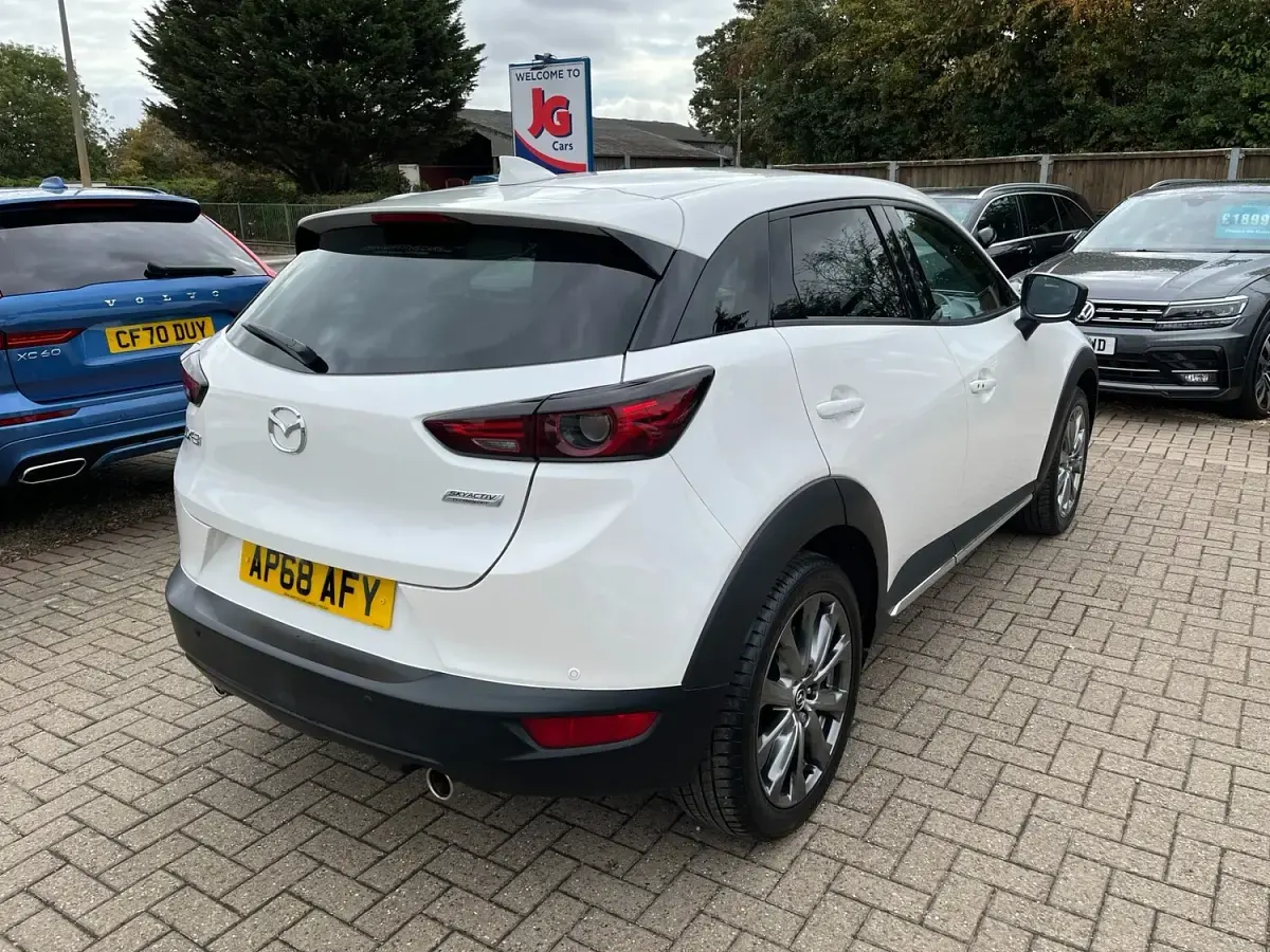 Used Mazda CX-3 Inclusive 121 HP (88 kW) 2018 White SUV