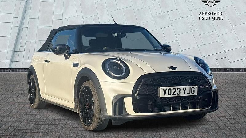 White Used 2023 Mini Cooper Cabriolet Comfort Cabriolet | £21,475 (Fair price) - Image 1/4