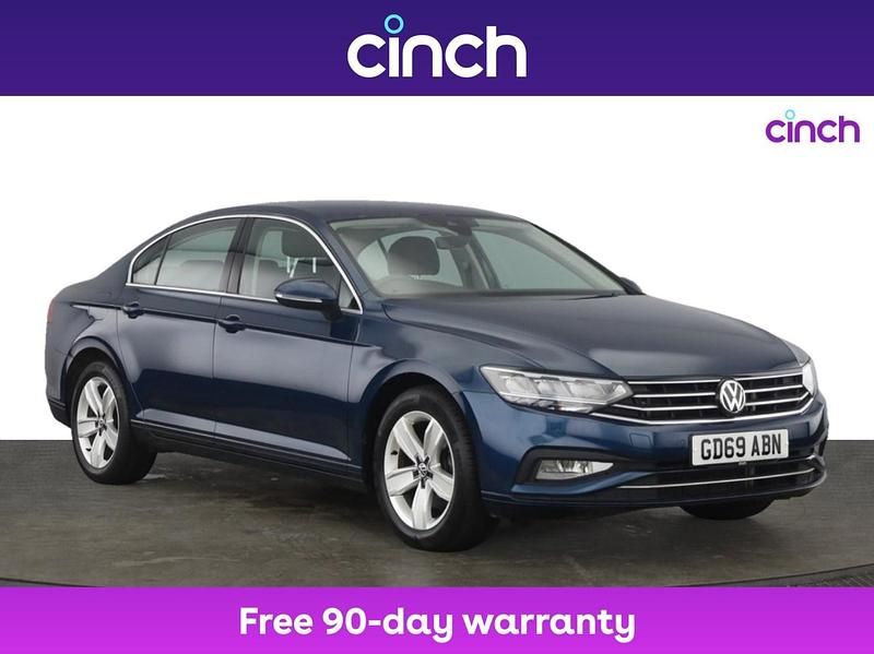 Blue Used 2019 VW Passat SE Sedan | £16,499 (Fair price) - Image 1/3