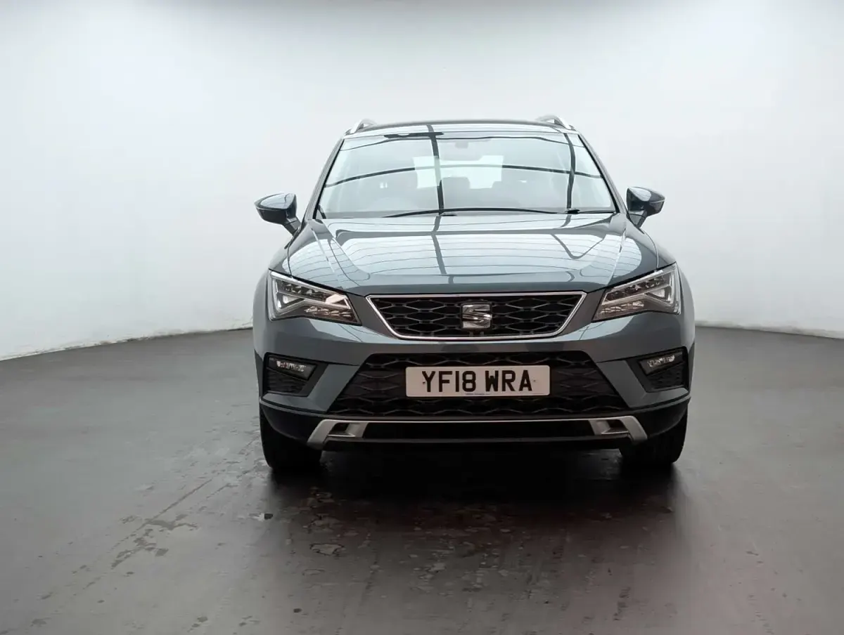 Begagnad Seat Ateca Ecomotive 115 HK (84 kW) 2018 Grå SUV