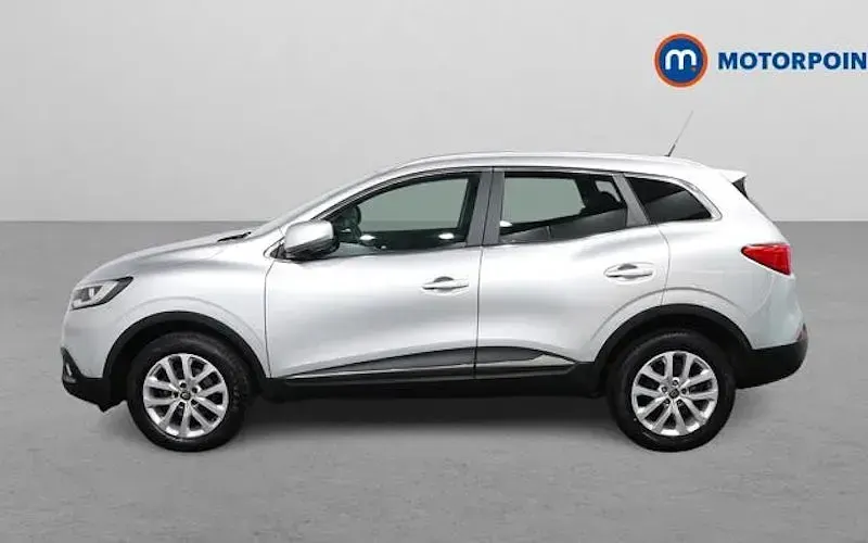 Gebraucht Renault Kadjar Dynamique 140 PS (102 kW) 2018 Silber SUV