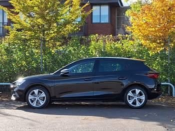 Used Seat Leon FR 204 HP (150 kW) 2024 Black Hatchback