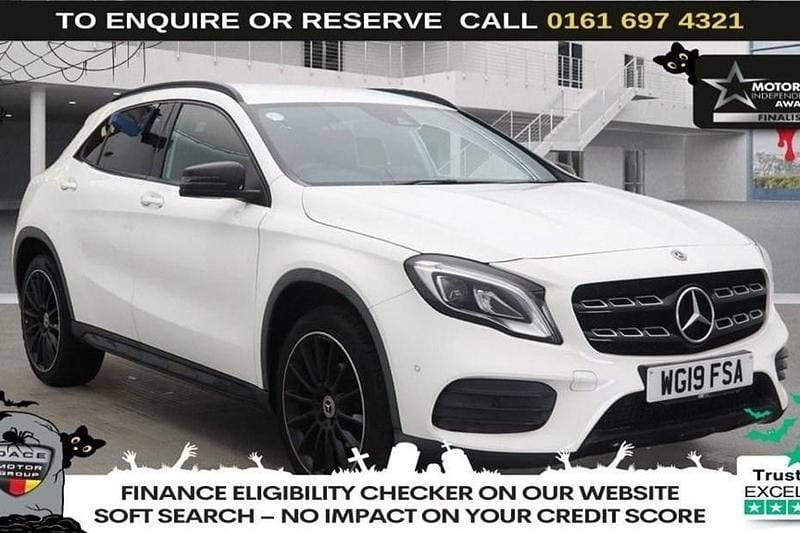 White Used 2019 Mercedes GLA200 AMG Line Premium SUV | £14,970 (Fair price) - Image 1/1